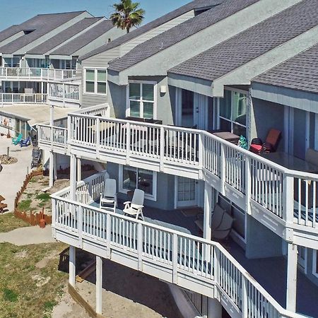 Coastal Condo with Outdoor Pool - Pets Welcome! Mustang Beach Buitenkant foto