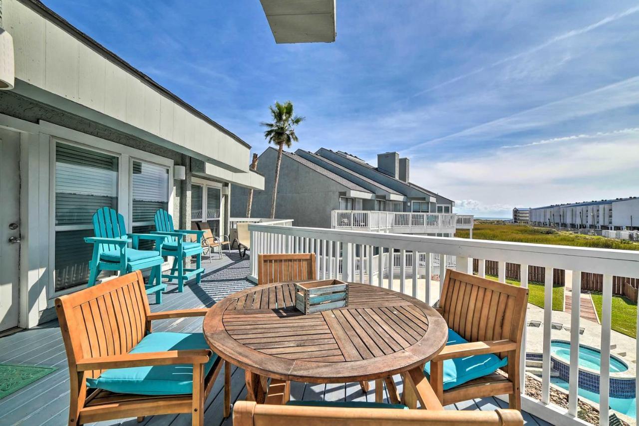 Coastal Condo with Outdoor Pool - Pets Welcome! Mustang Beach Buitenkant foto