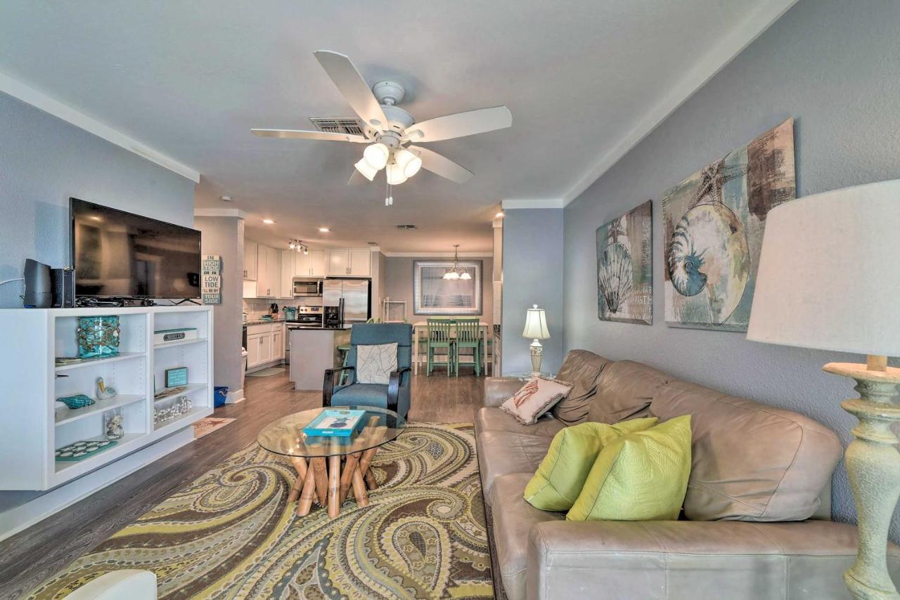 Coastal Condo with Outdoor Pool - Pets Welcome! Mustang Beach Buitenkant foto